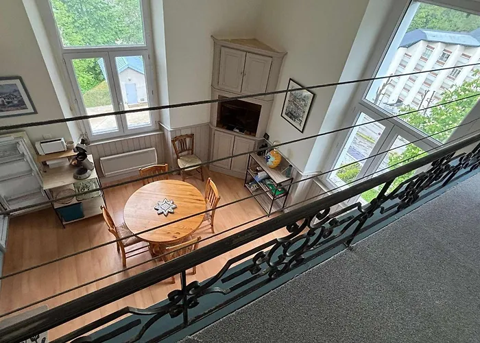 T2 Mezzanine Avec Wifi Pour 6 Personnes, Pres Du Centre De - Fr-1-403-114 *